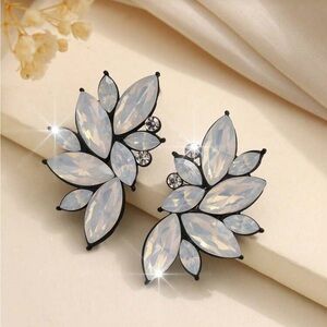 Retro‎ Cluster Crystal Dangle Earrings Rhinestone Statement Stud Earrings